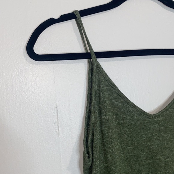Tops - 🎈Adorable Army green sheer top!